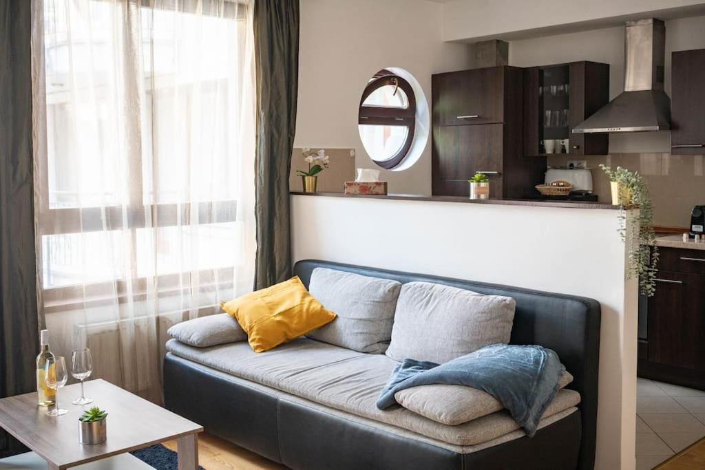 Free Parking! Soho Budapest 304, 4 Ppl, Ac, Fast Wifi, Smart Tv Bagian luar foto